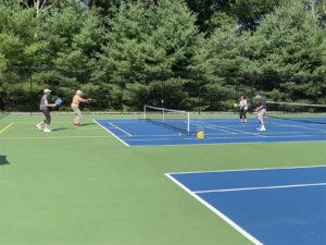 outdoor pickle ball